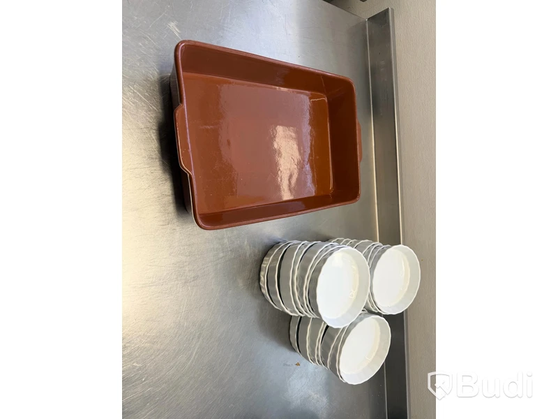 Restaurangporslin + köksutrustning – stort paket