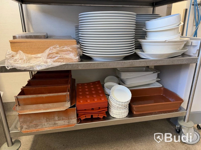 Restaurangporslin + köksutrustning – stort paket