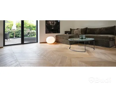 ca 129 kvm Parkettgolv Hørning Danmark, Chevron Ek Living 16x120x680 mm, obehandlat