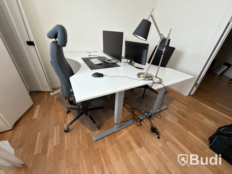 Large lot of office furniture & equipment