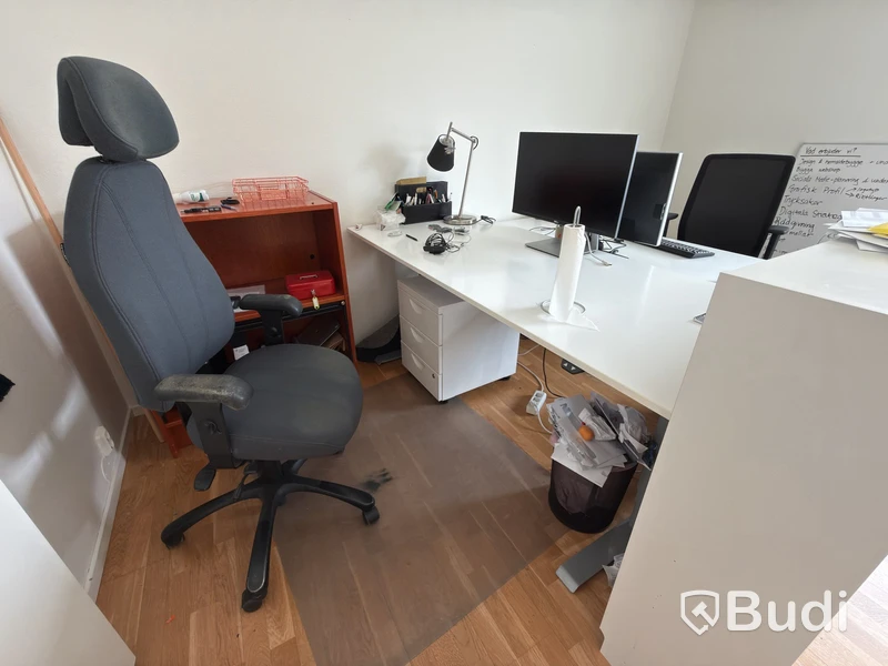 Large lot of office furniture & equipment