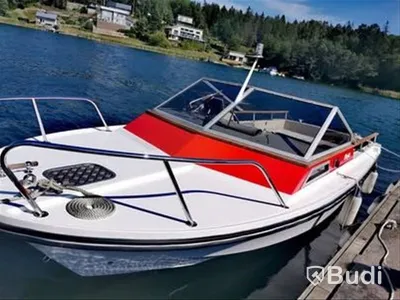 Windy DC 22 skrov 1979, Volvo Penta 5.0GL 220hk (årsmodell motor 2005, ca 150-180 drifttimmar)