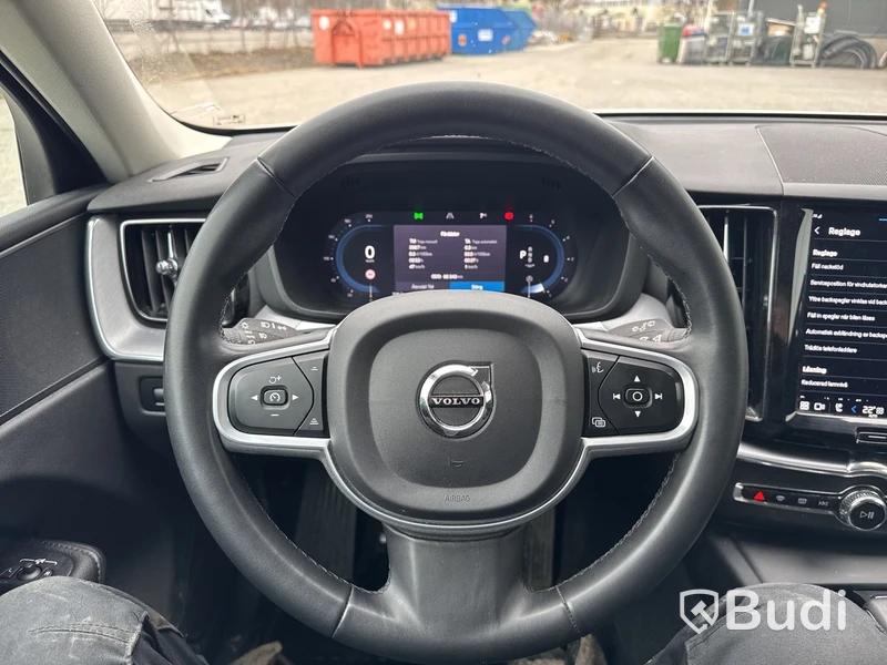 Volvo XC60 B4 Momentum Advanced -2021 | Dragkrok | AWD