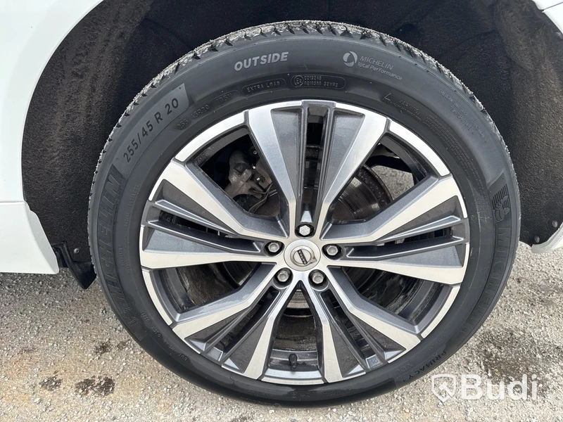 Volvo XC60 B4 Momentum Advanced -2021 | Dragkrok | AWD