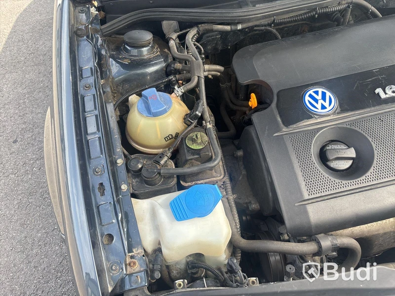 VW GOLF Variant 1,6 -2001 | BENSIN