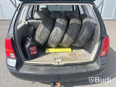 VW GOLF Variant 1,6 -2001 | BENSIN