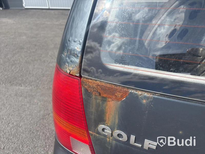 VW GOLF Variant 1,6 -2001 | BENSIN