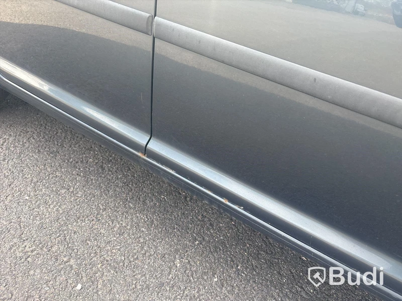 VW GOLF Variant 1,6 -2001 | BENSIN