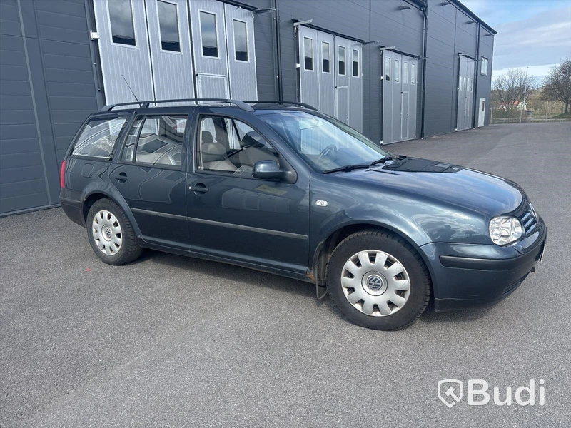 VW GOLF Variant 1,6 -2001 | BENSIN