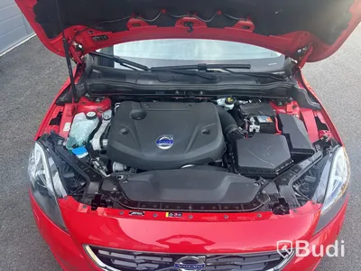 VOLVO  V40 D4 -15 1 ägare.