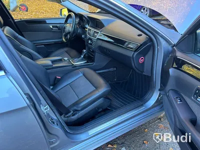 MERCEDES-BENZ E 220 CDI -2011
