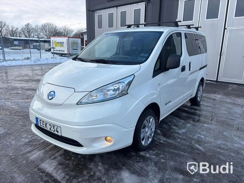 Nissan E-NV200 -2015