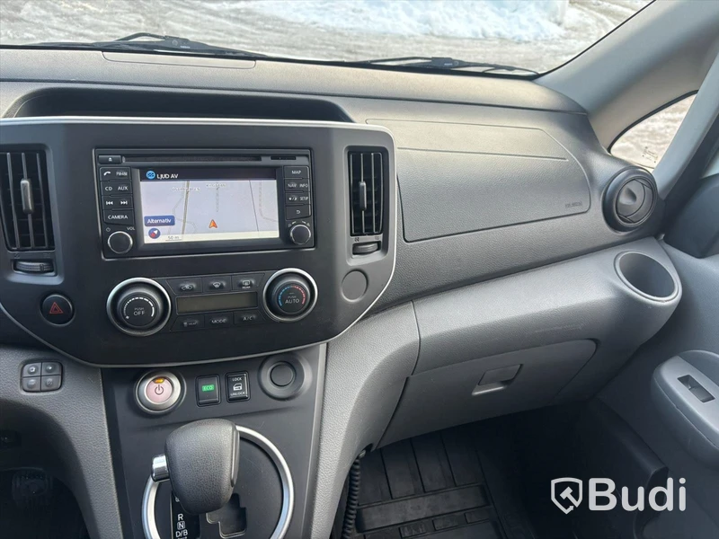 Nissan E-NV200 -2015