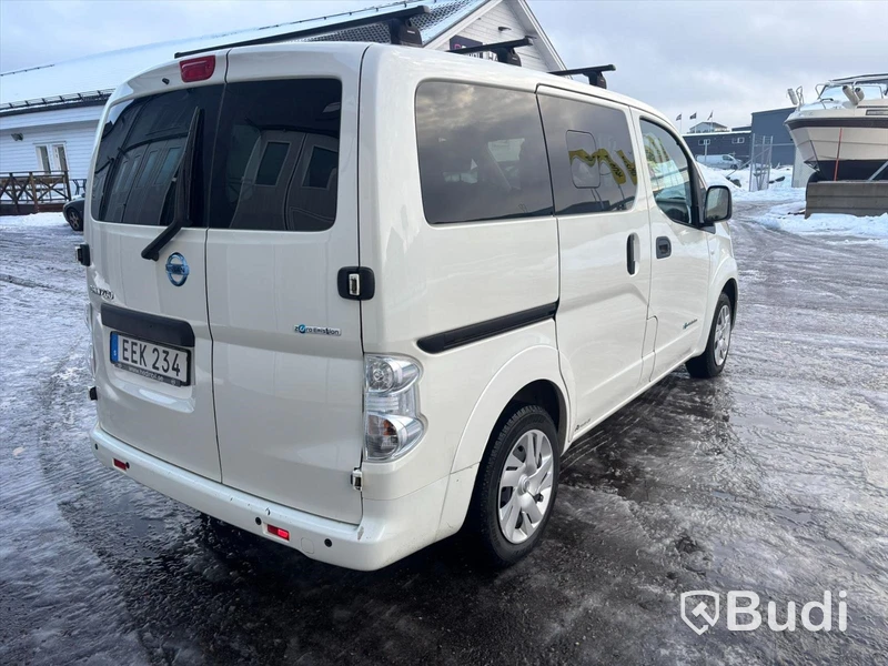 Nissan E-NV200 -2015