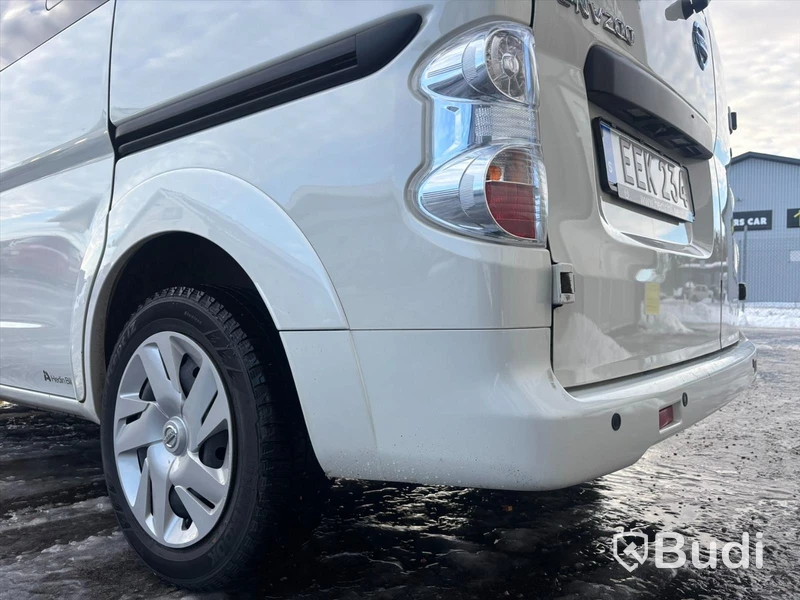 Nissan E-NV200 -2015
