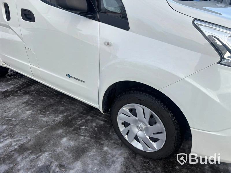 Nissan E-NV200 -2015