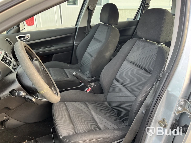 Personbil Peugeot 307 XS 2,0 Kombi, -2005 | Reparationsobjekt/Renoveringsobjekt
