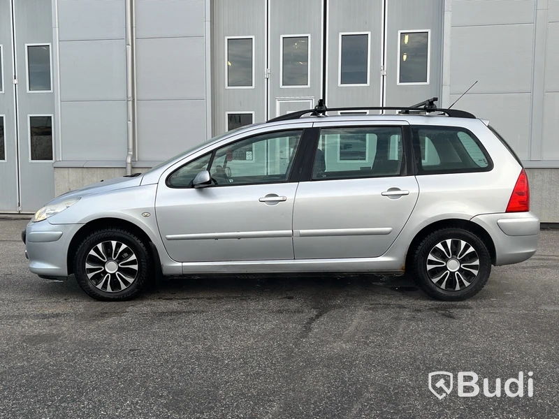 Personbil Peugeot 307 XS 2,0 Kombi, -2005 | Reparationsobjekt/Renoveringsobjekt