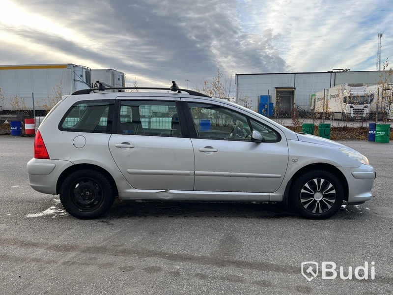 Personbil Peugeot 307 XS 2,0 Kombi, -2005 | Reparationsobjekt/Renoveringsobjekt