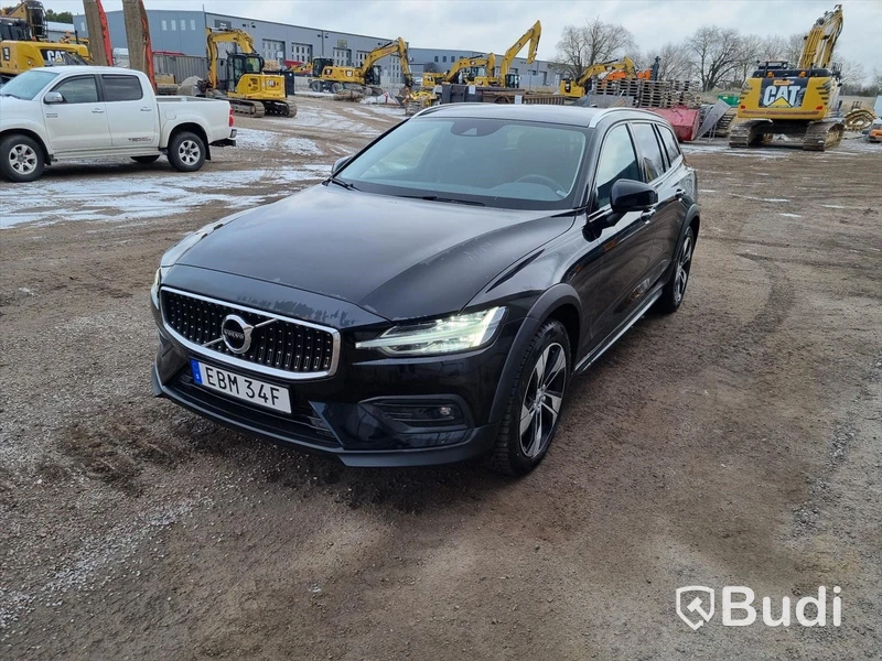 EBM34F Personbil VOLVO, V60 CROSS COUNTRY, 2021