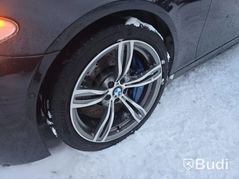 BMW M5 V8 F10 -2012 | 19472 mil | Head-up