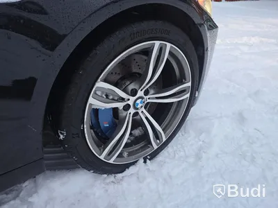 BMW M5 V8 F10 -2012 | 19472 mil | Head-up