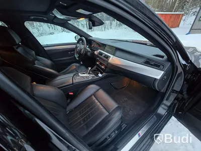 BMW M5 V8 F10 -2012 | 19472 mil | Head-up