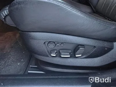 BMW M5 V8 F10 -2012 | 19472 mil | Head-up