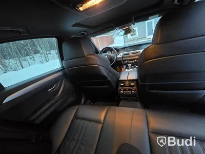 BMW M5 V8 F10 -2012 | 19472 mil | Head-up