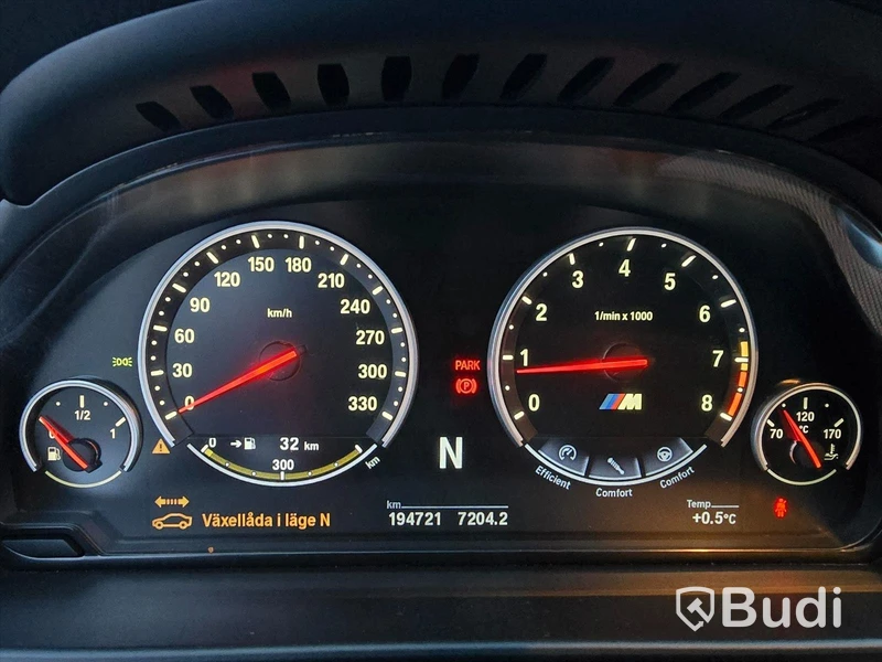 BMW M5 V8 F10 -2012 | 19472 mil | Head-up
