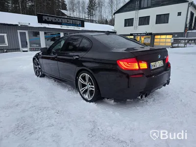BMW M5 V8 F10 -2012 | 19472 mil | Head-up