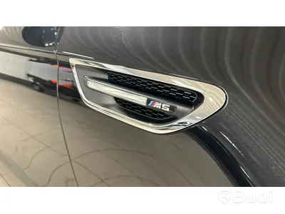 BMW M5 V8 F10 -2012 | 19472 mil | Head-up