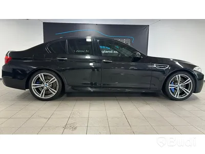 BMW M5 V8 F10 -2012 | 19472 mil | Head-up