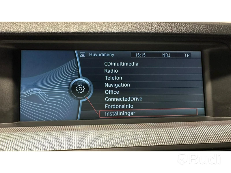 BMW M5 V8 F10 -2012 | 19472 mil | Head-up
