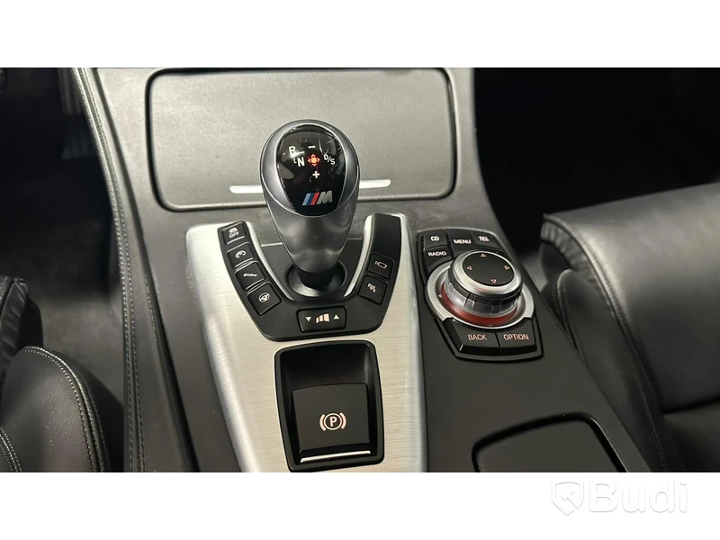 BMW M5 V8 F10 -2012 | 19472 mil | Head-up