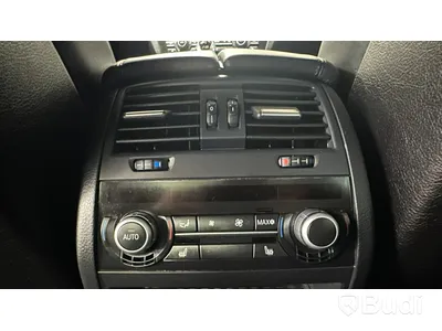 BMW M5 V8 F10 -2012 | 19472 mil | Head-up