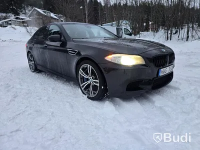 BMW M5 V8 F10 -2012 | 19472 mil | Head-up