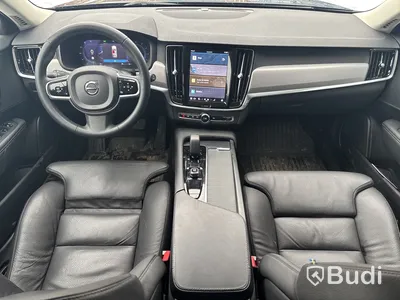 Volvo V90 Cross Country B4 AWD | 2975 mil | 2023