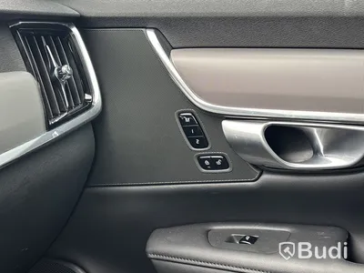 Volvo V90 Cross Country B4 AWD | 2975 mil | 2023
