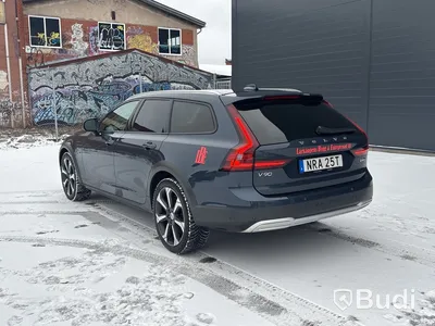 Volvo V90 Cross Country B4 AWD | 2975 mil | 2023