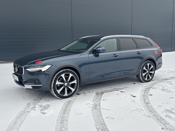 Volvo V90 Cross Country B4 AWD | 2975 mil | 2023 