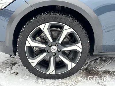 Volvo V90 Cross Country B4 AWD | 2975 mil | 2023