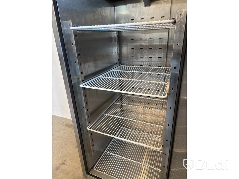 Atosa MBF8113GR Freezer, 670 l