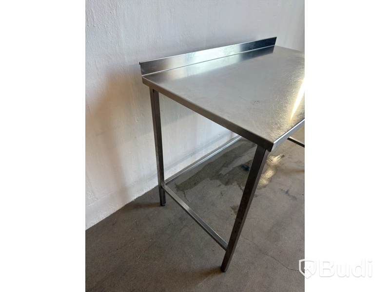 Rostfri bänk