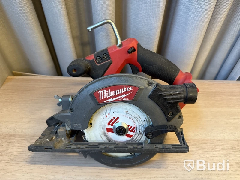 5 st batterimaskiner Milwaukee