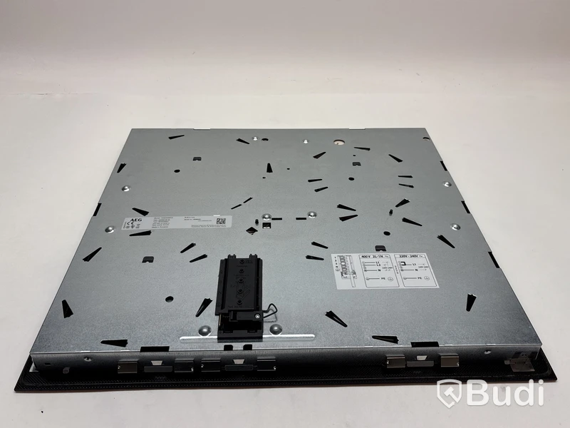 Keramikhäll AEG, 3000-serien HK634030FB