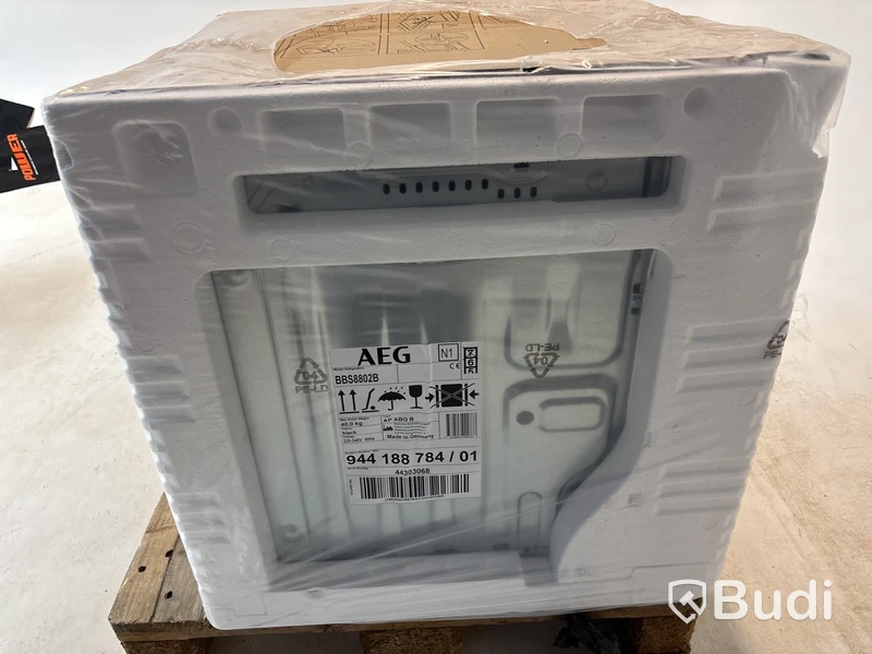 Inbyggnadsugn AEG, 9000-serien BBS8802B