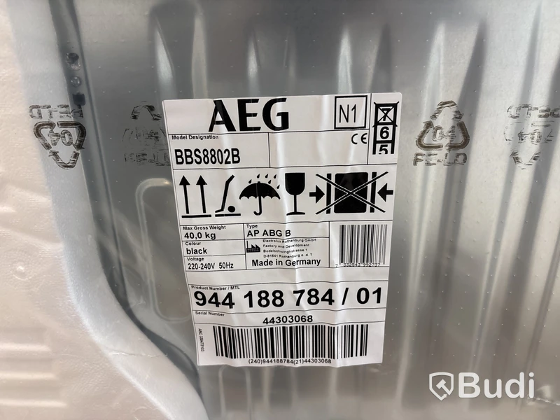 Inbyggnadsugn AEG, 9000-serien BBS8802B