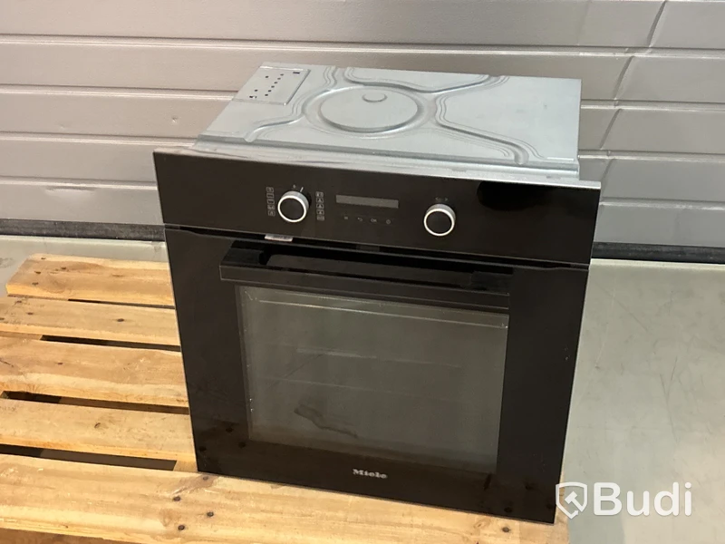 Inbyggnadsugn Miele, Vitroline H 2863 BP