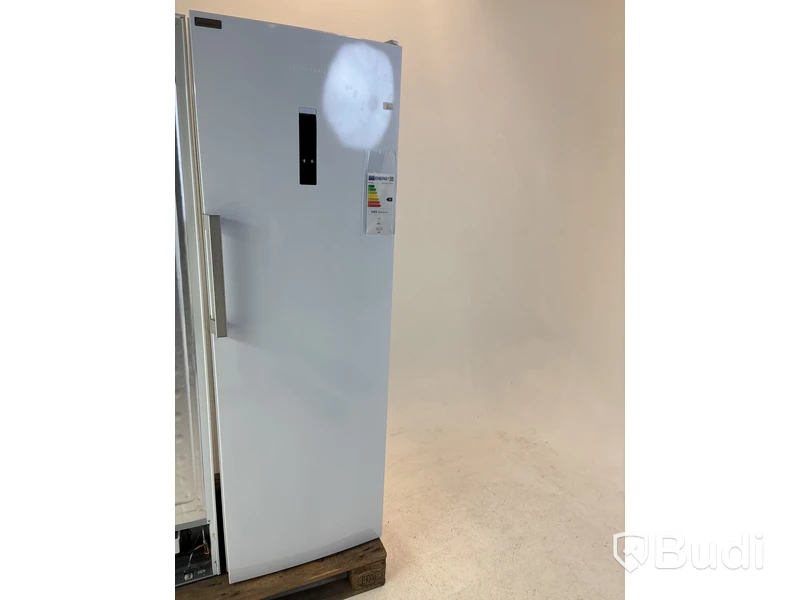 Kylskåp Grundig, GLRN 66820 W